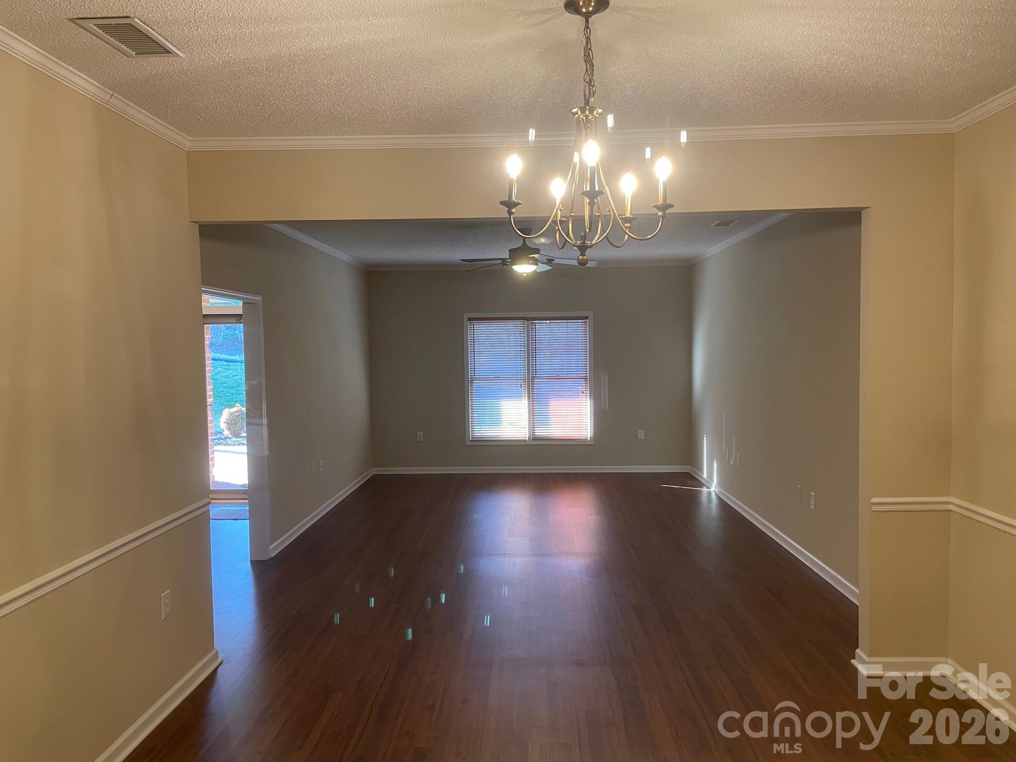 499 26th Avenue NE Hickory NC 28601