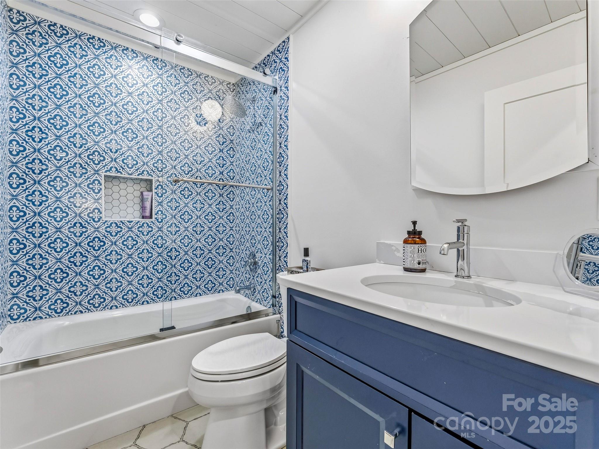 40 Toxaway Landing Drive Lake Toxaway NC 28747