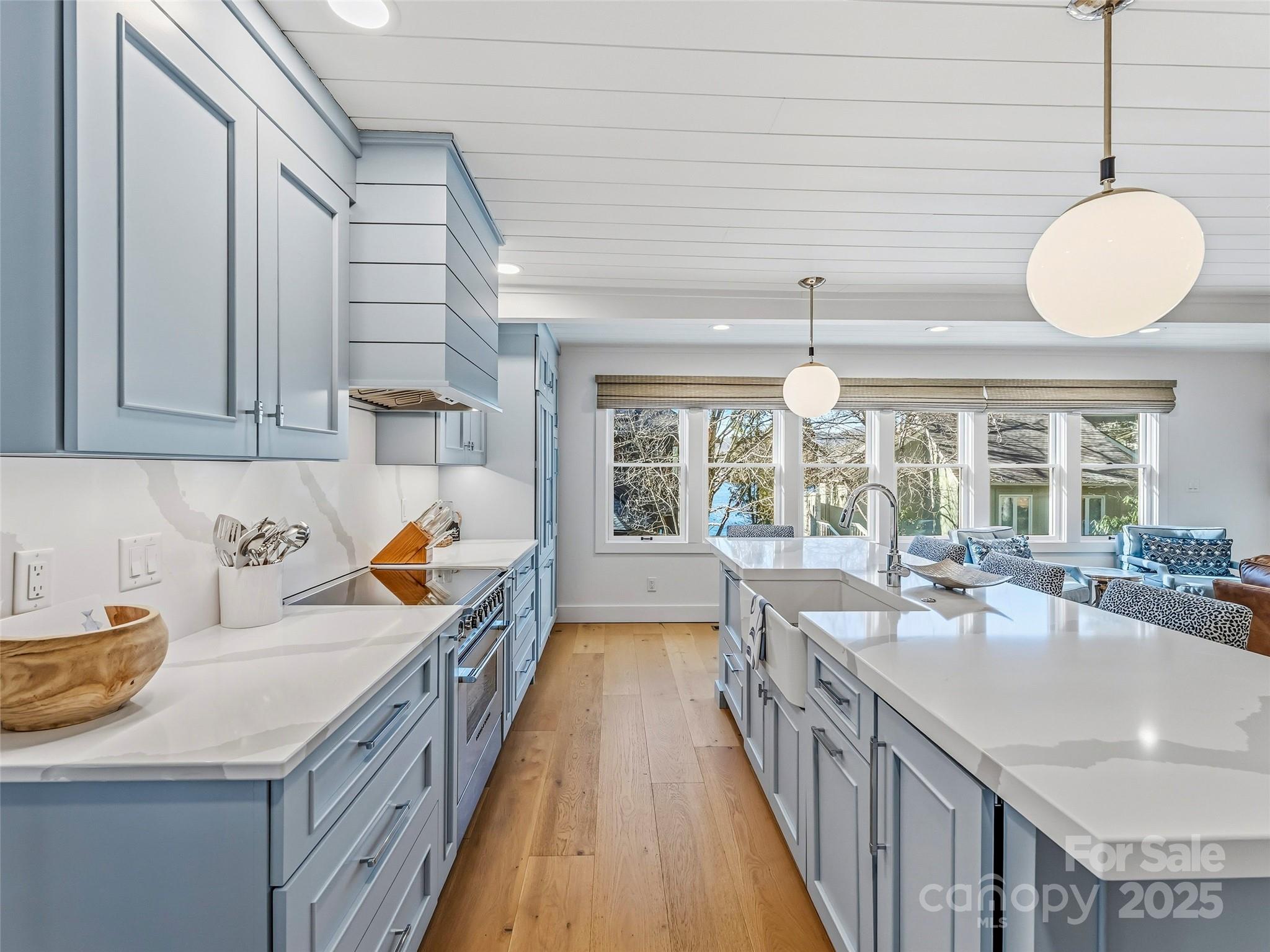 40 Toxaway Landing Drive Lake Toxaway NC 28747
