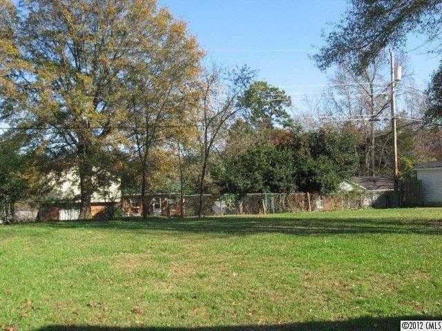 4530 Crestmont Drive Charlotte NC 28205