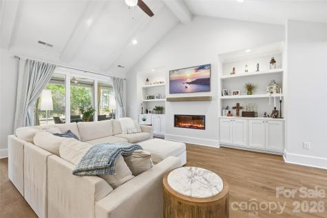 1064 SW Mayfair Way Sunset Beach NC 28468