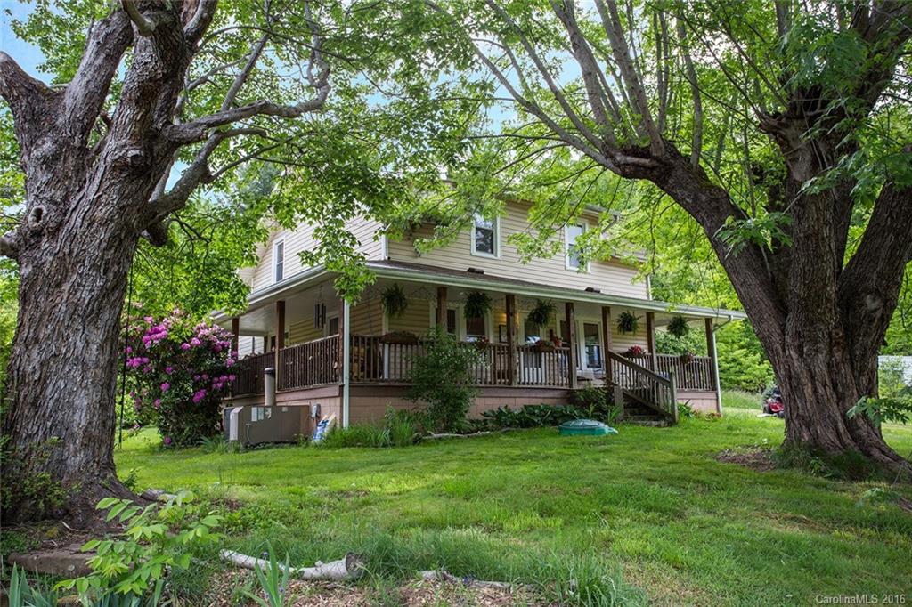19 Hillcrest Drive Barnardsville NC 28709