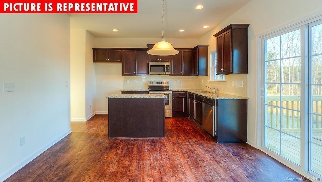 1519 Savory Lane Charlotte NC 28216