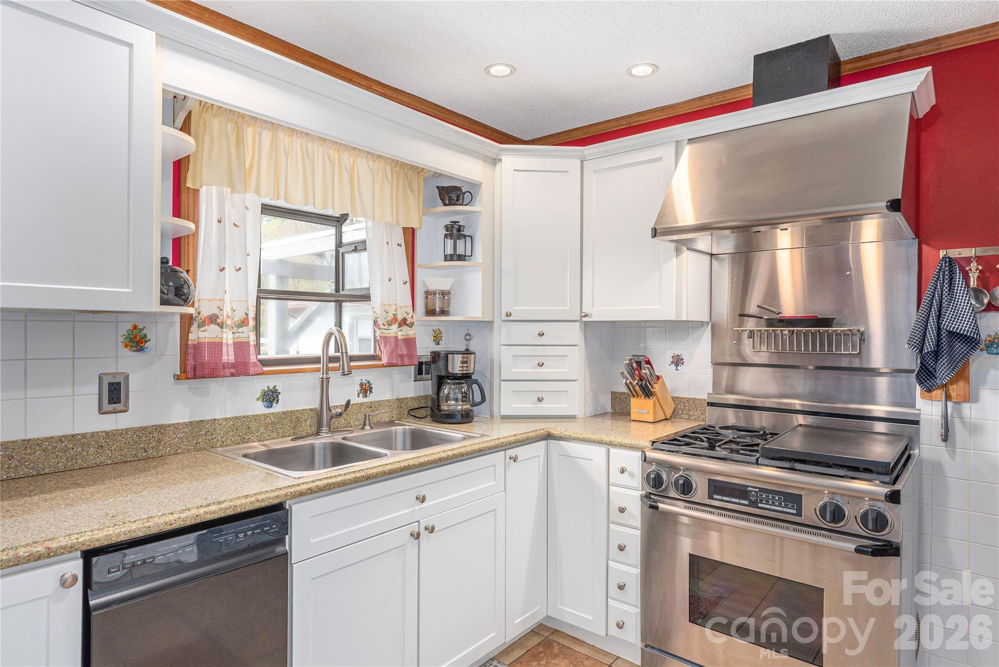 13 Forge Drive Mills River NC 28759