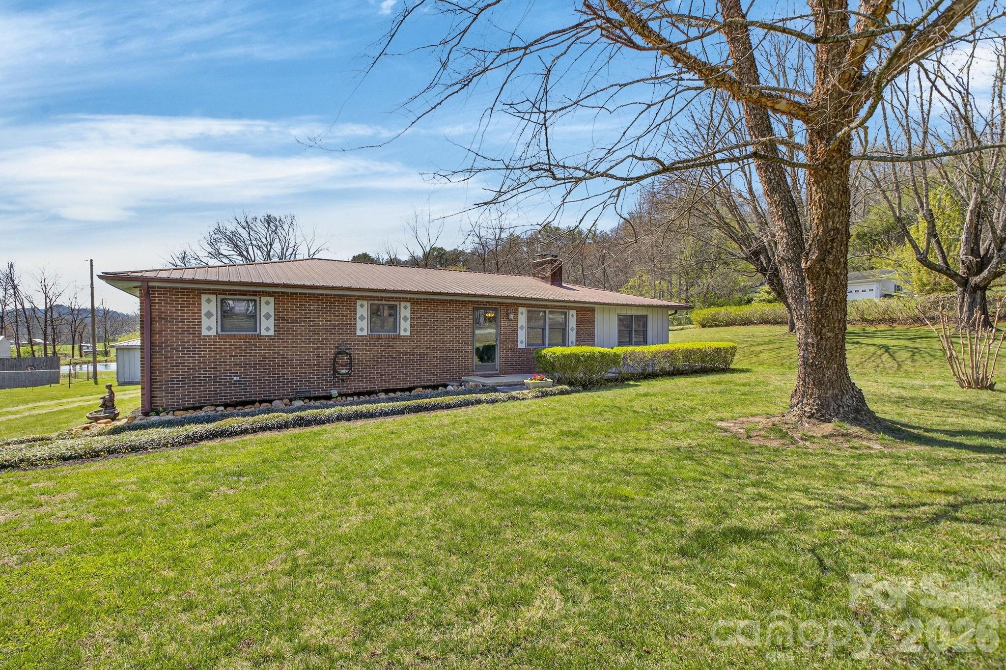 13 Forge Drive Mills River NC 28759