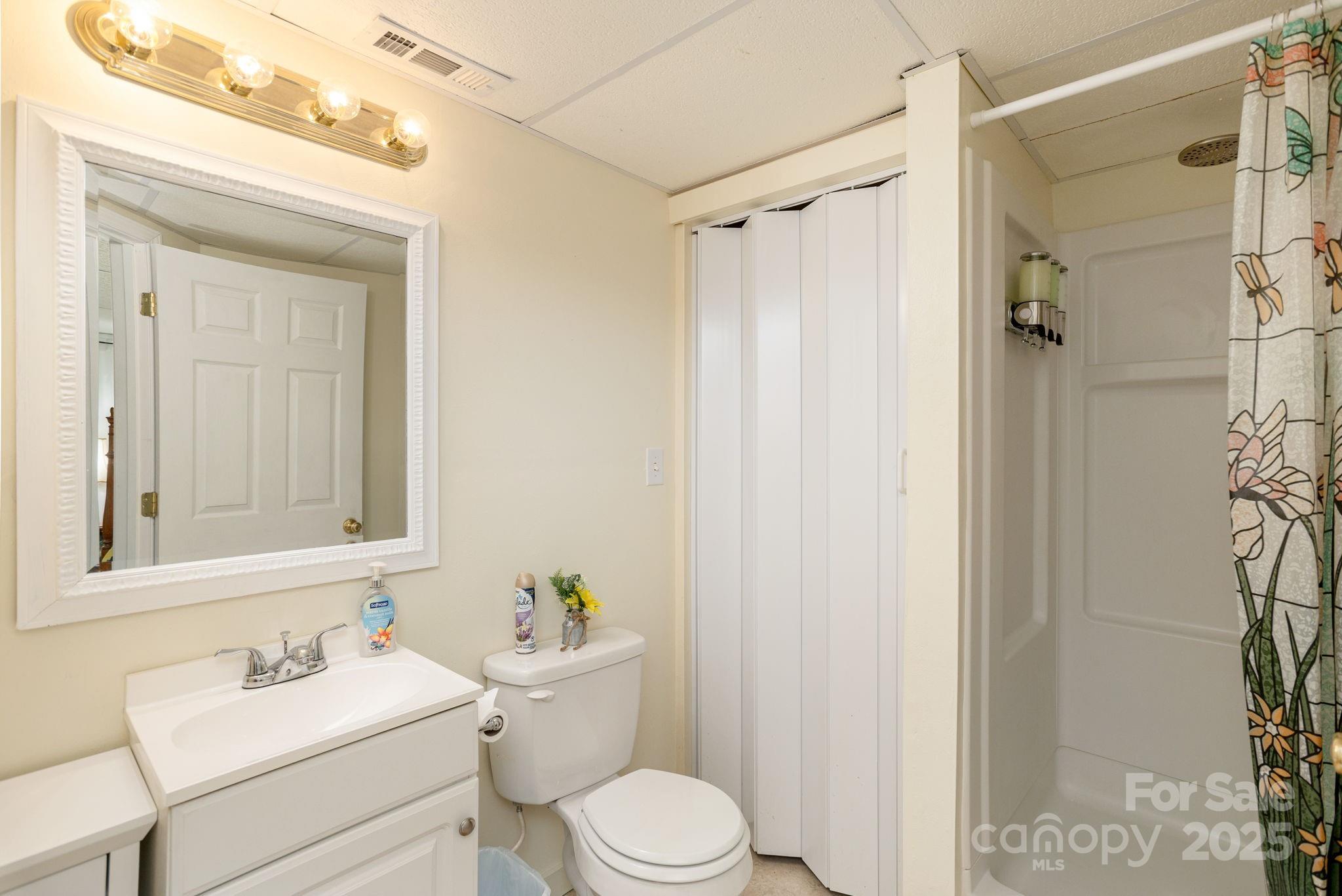 48 & 50 Wild Turkey Run Black Mountain NC 28711