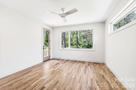 63 Orrinel Way Asheville NC 28806