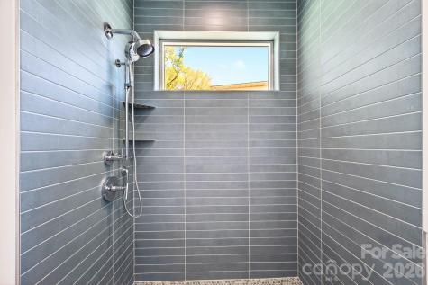 63 Orrinel Way Asheville NC 28806