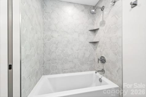 63 Orrinel Way Asheville NC 28806