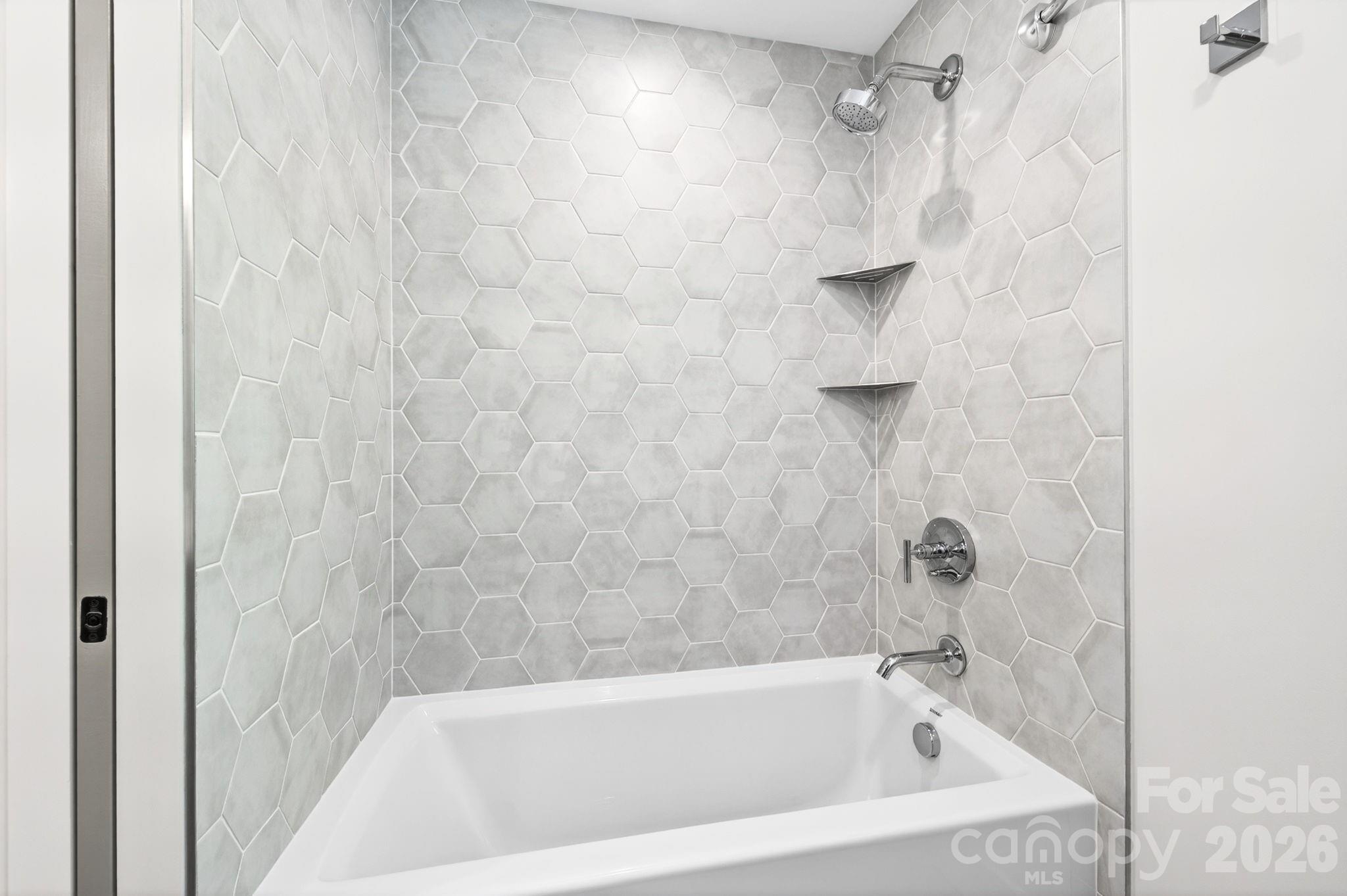 63 Orrinel Way Asheville NC 28806