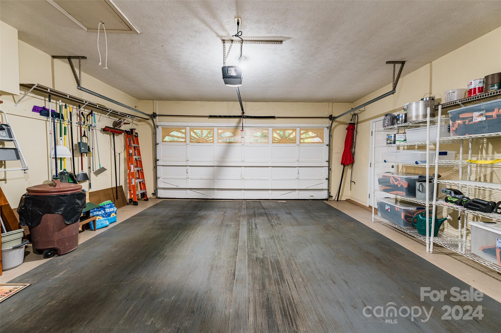 124 Jenny Lind Drive Hendersonville NC 28791