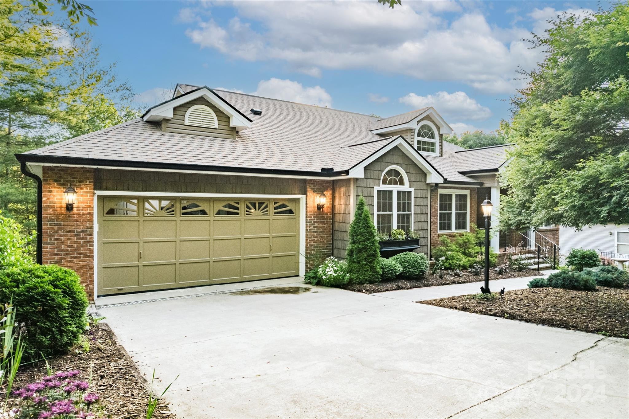 124 Jenny Lind Drive Hendersonville NC 28791