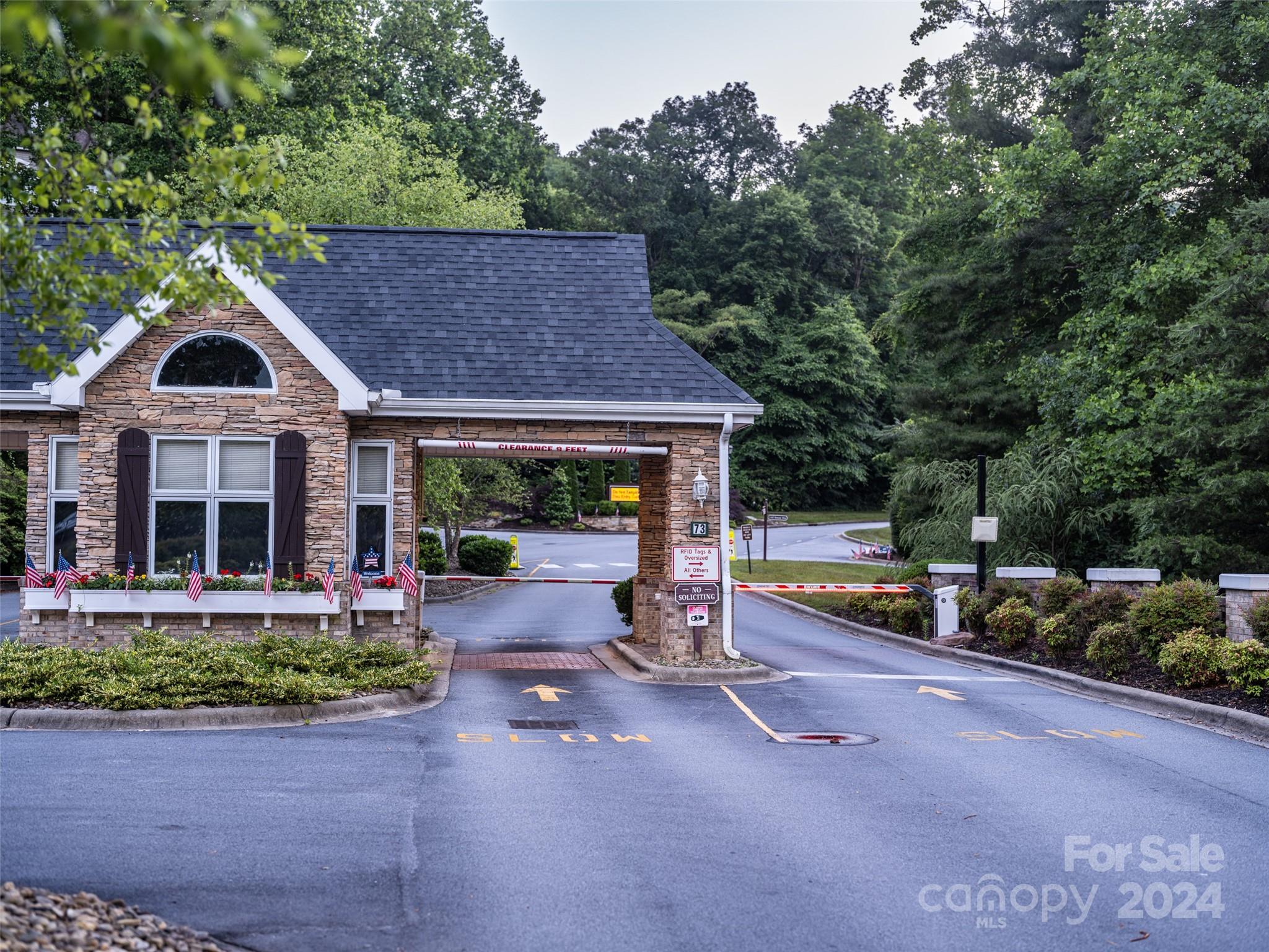 124 Jenny Lind Drive Hendersonville NC 28791