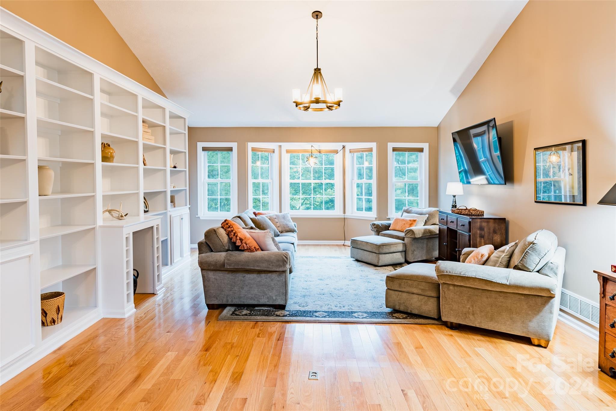 124 Jenny Lind Drive Hendersonville NC 28791