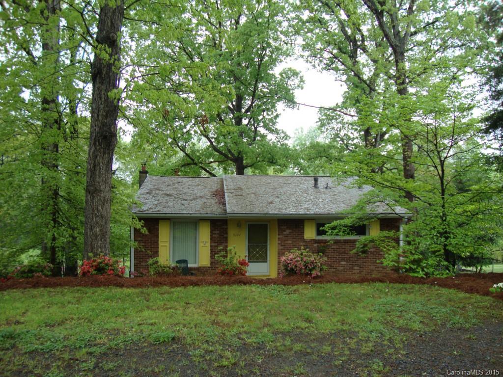 5227 Queen Anne Road Charlotte NC 28217
