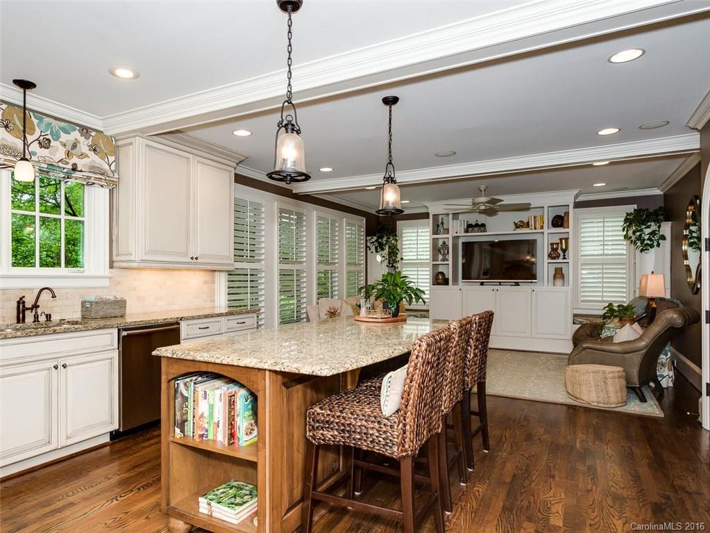 2924 Chelsea Drive Charlotte NC 28209