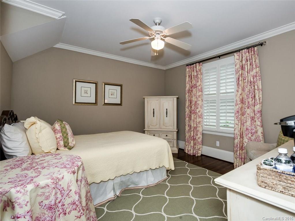 2924 Chelsea Drive Charlotte NC 28209