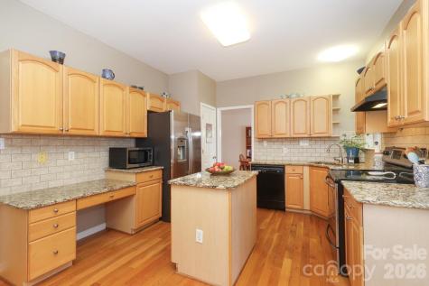 2601 Rustic Ridge Court Charlotte NC 28270