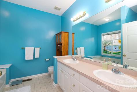 2601 Rustic Ridge Court Charlotte NC 28270
