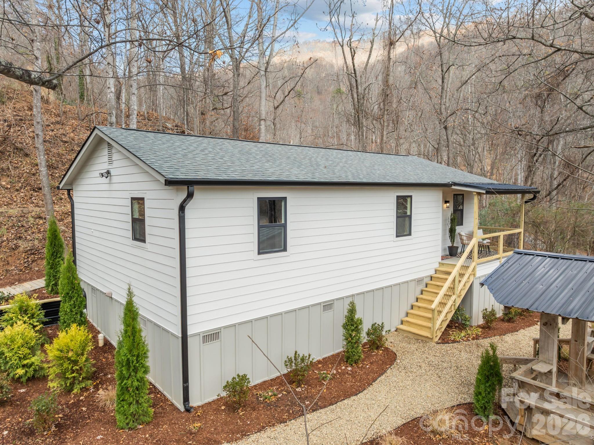 242 Moody Cove Road Weaverville NC 28787