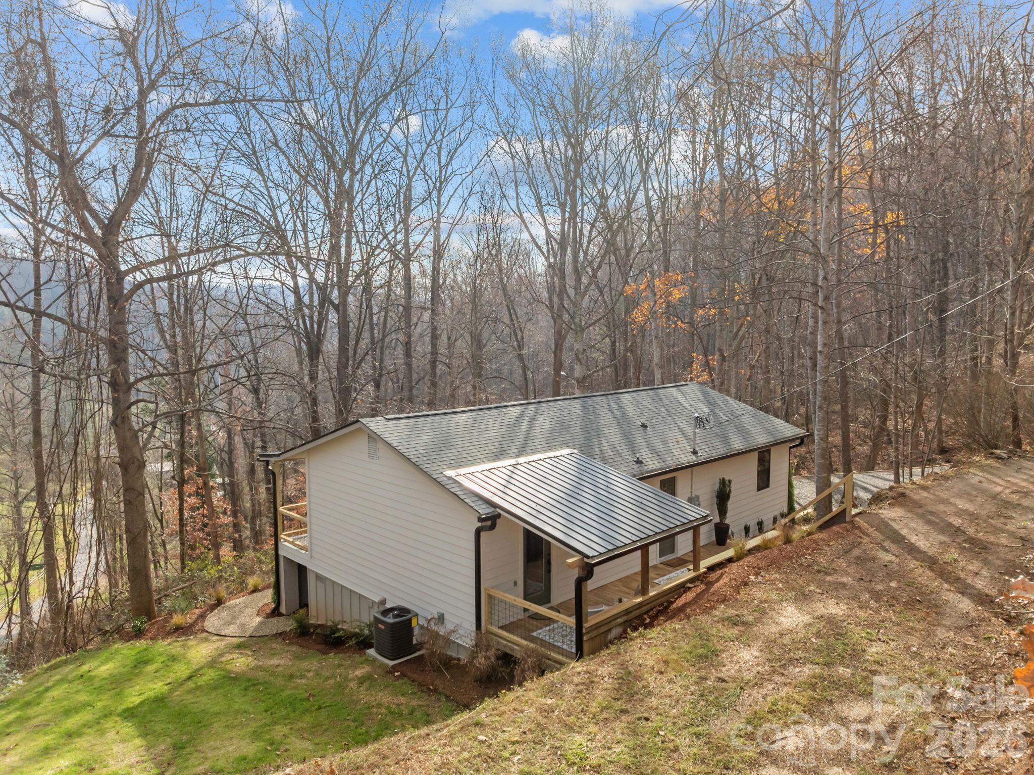 242 Moody Cove Road Weaverville NC 28787