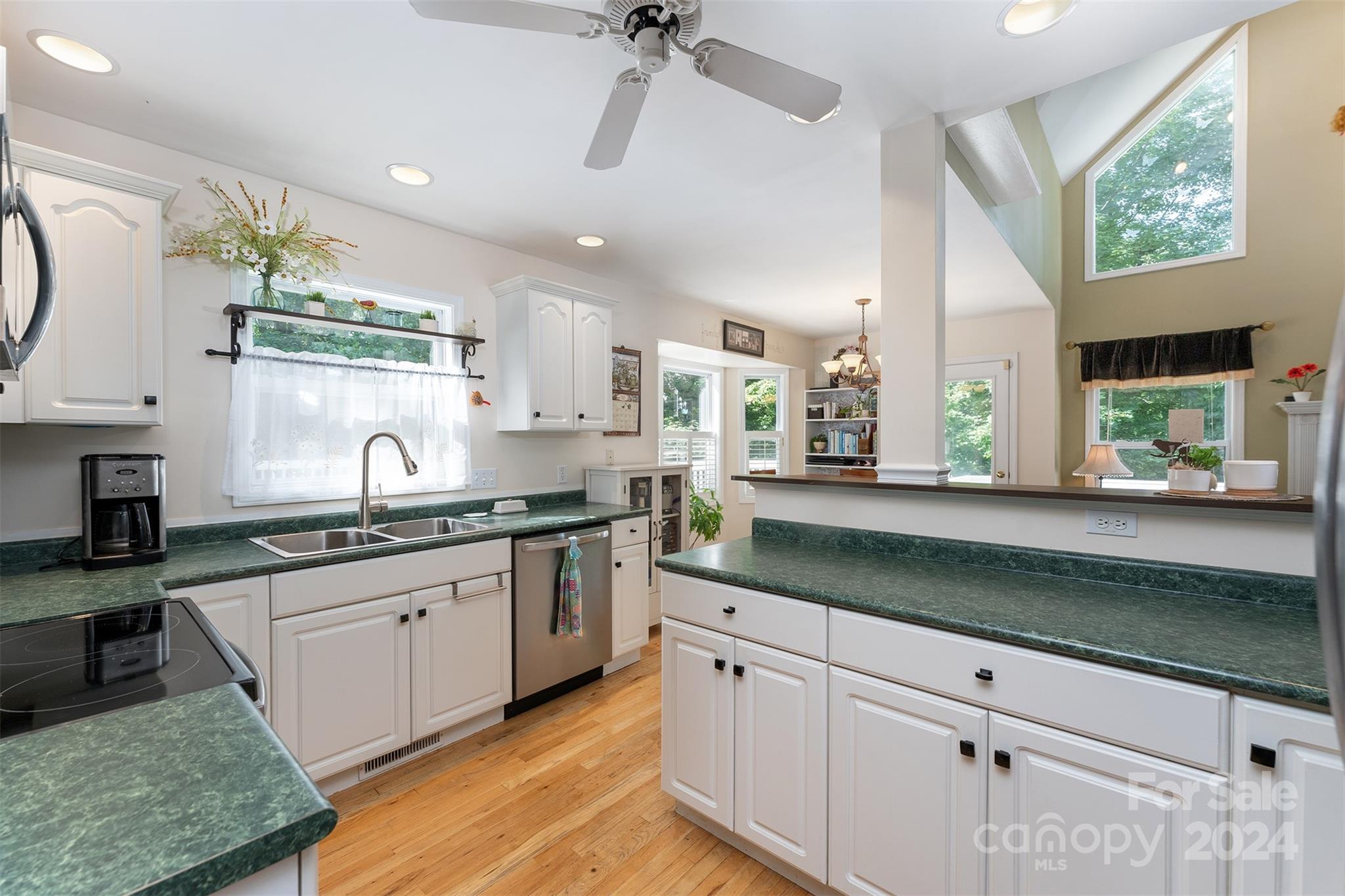 142 Churchill Downs Drive Fairview NC 28730