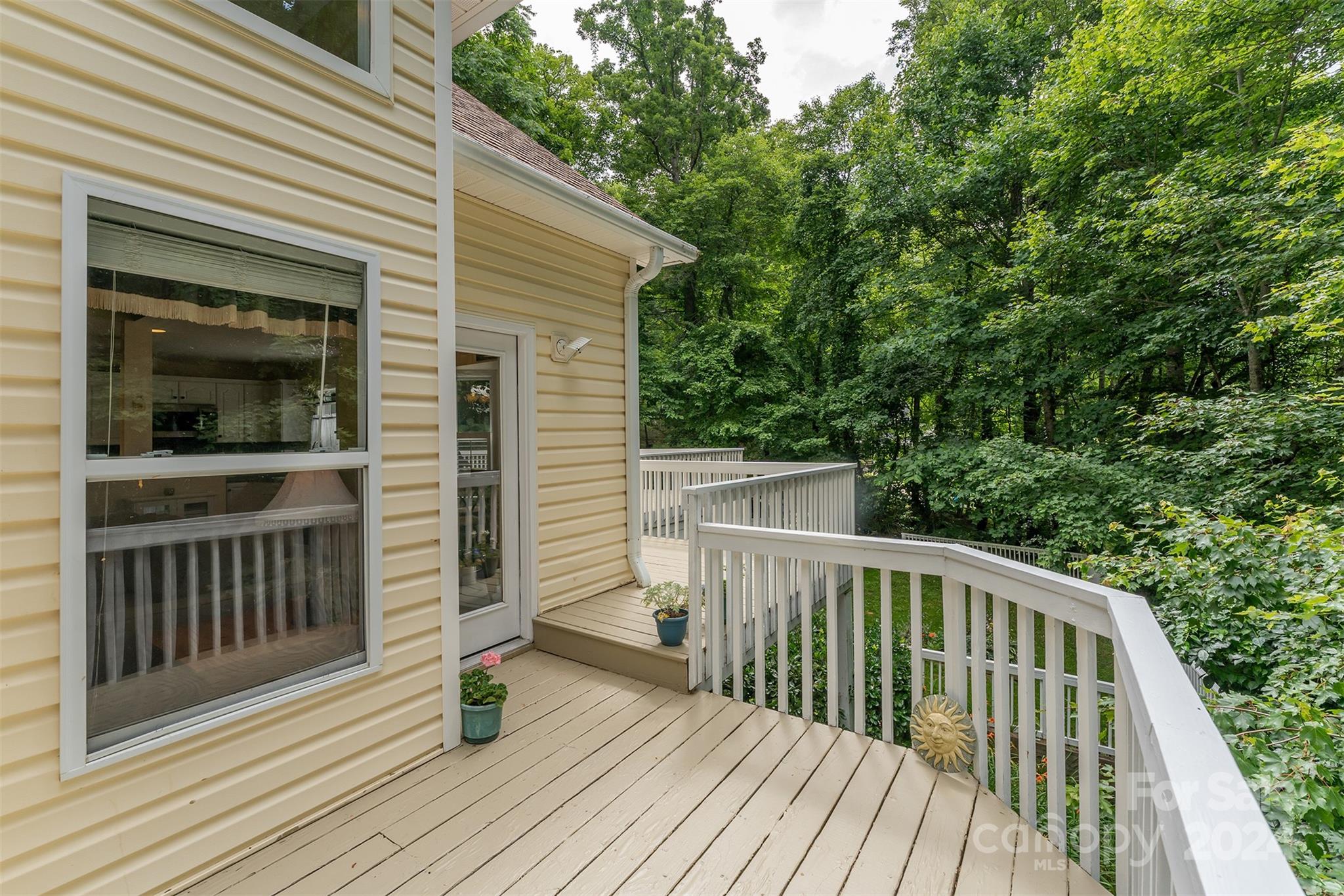 142 Churchill Downs Drive Fairview NC 28730