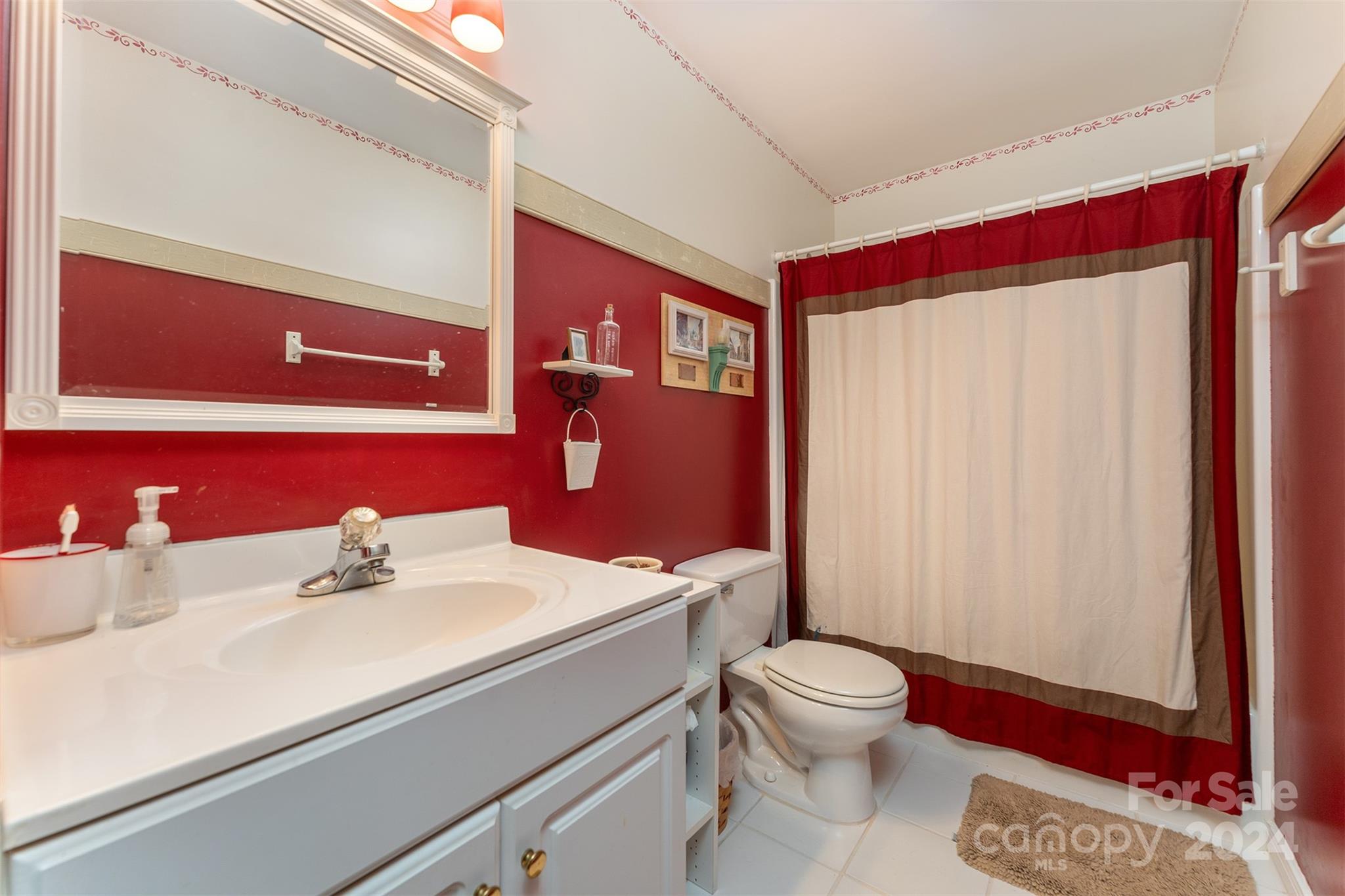 142 Churchill Downs Drive Fairview NC 28730