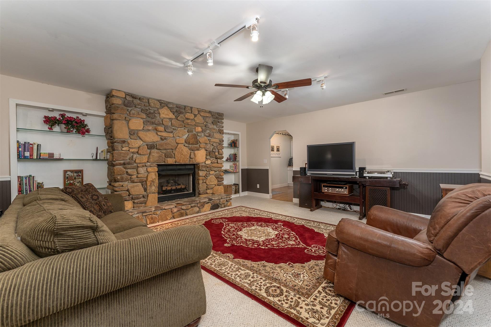 142 Churchill Downs Drive Fairview NC 28730