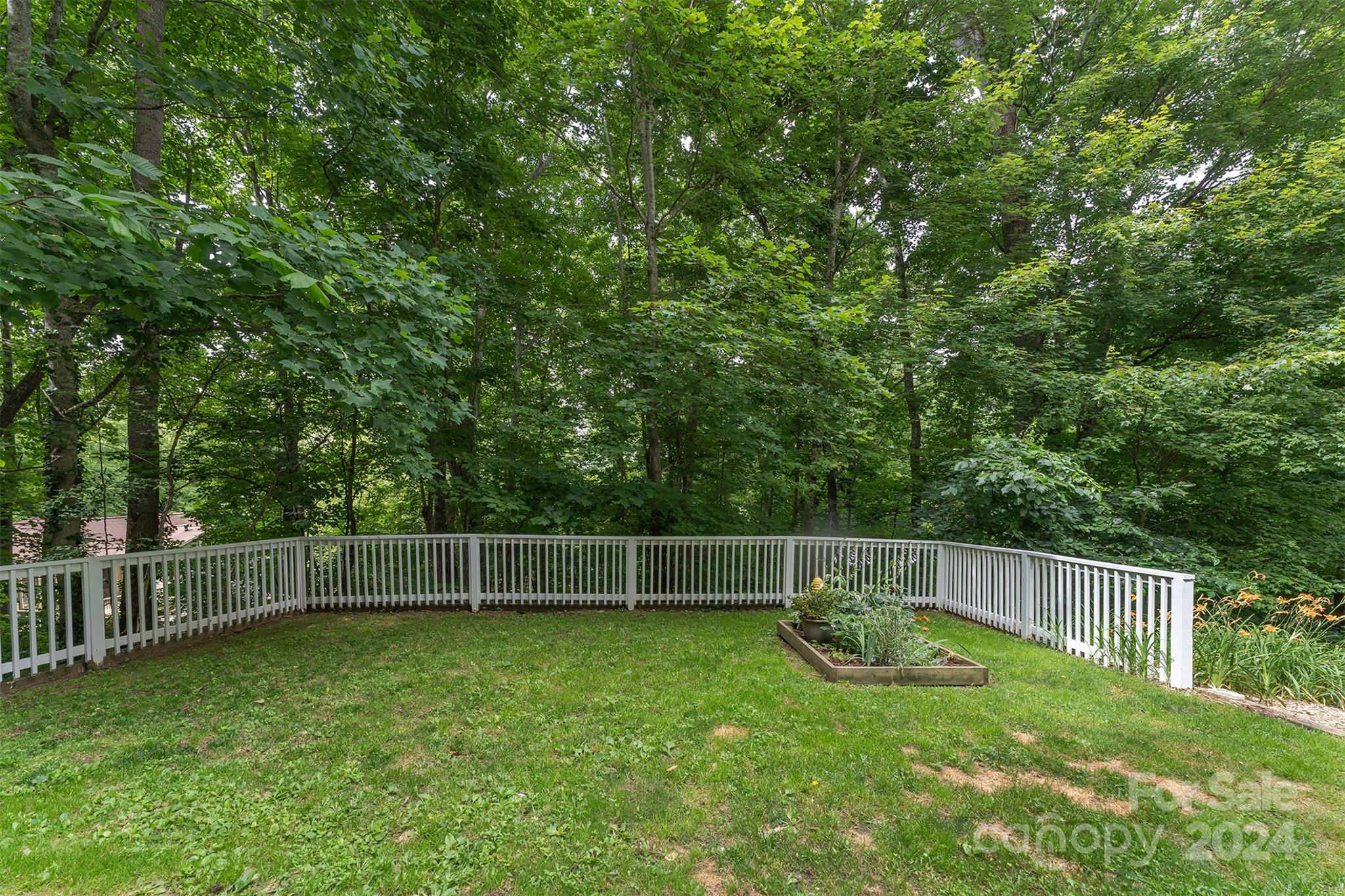 142 Churchill Downs Drive Fairview NC 28730