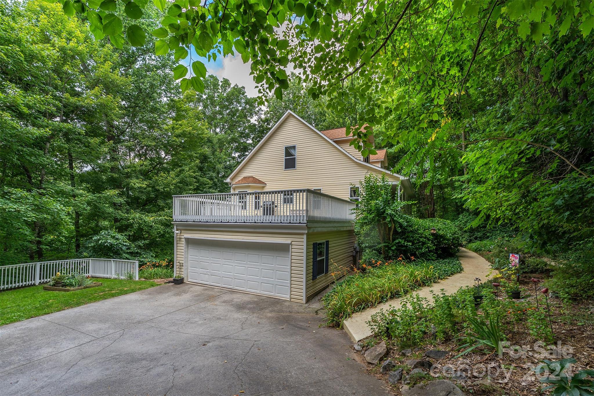 142 Churchill Downs Drive Fairview NC 28730