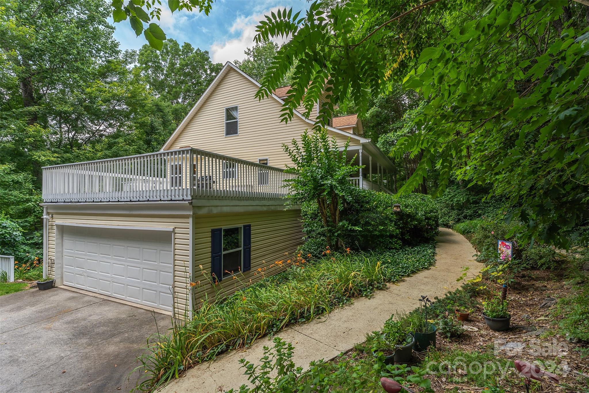 142 Churchill Downs Drive Fairview NC 28730