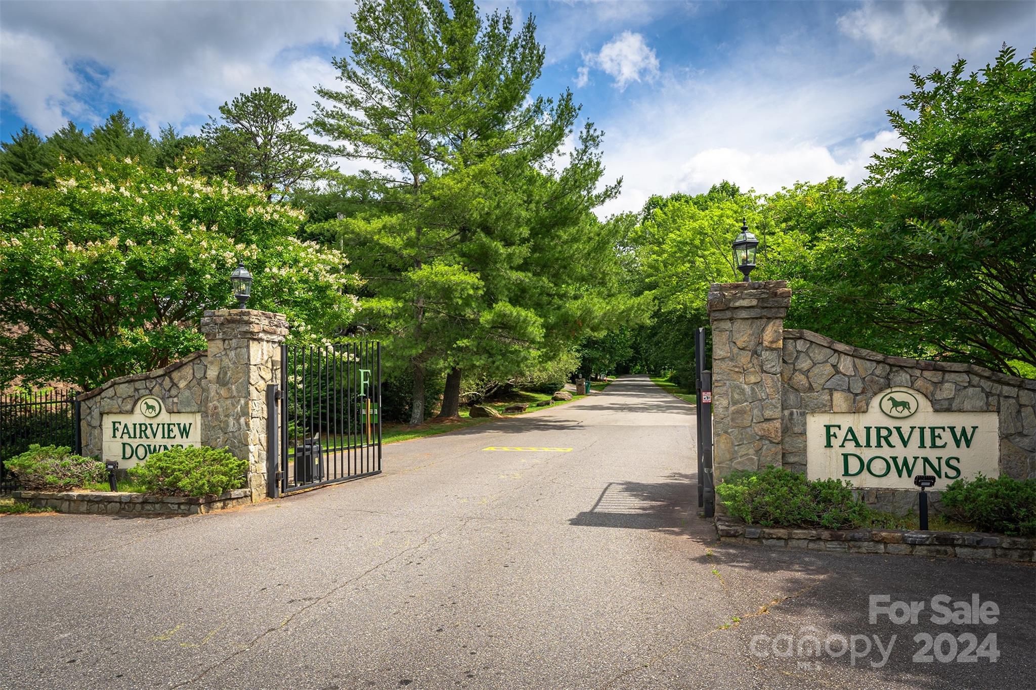 142 Churchill Downs Drive Fairview NC 28730