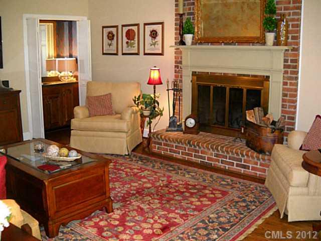4725 Lindstrom Drive Charlotte NC 28226