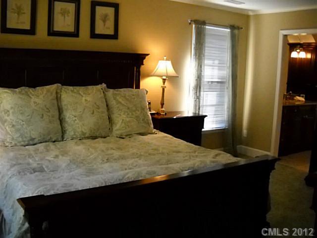 4725 Lindstrom Drive Charlotte NC 28226
