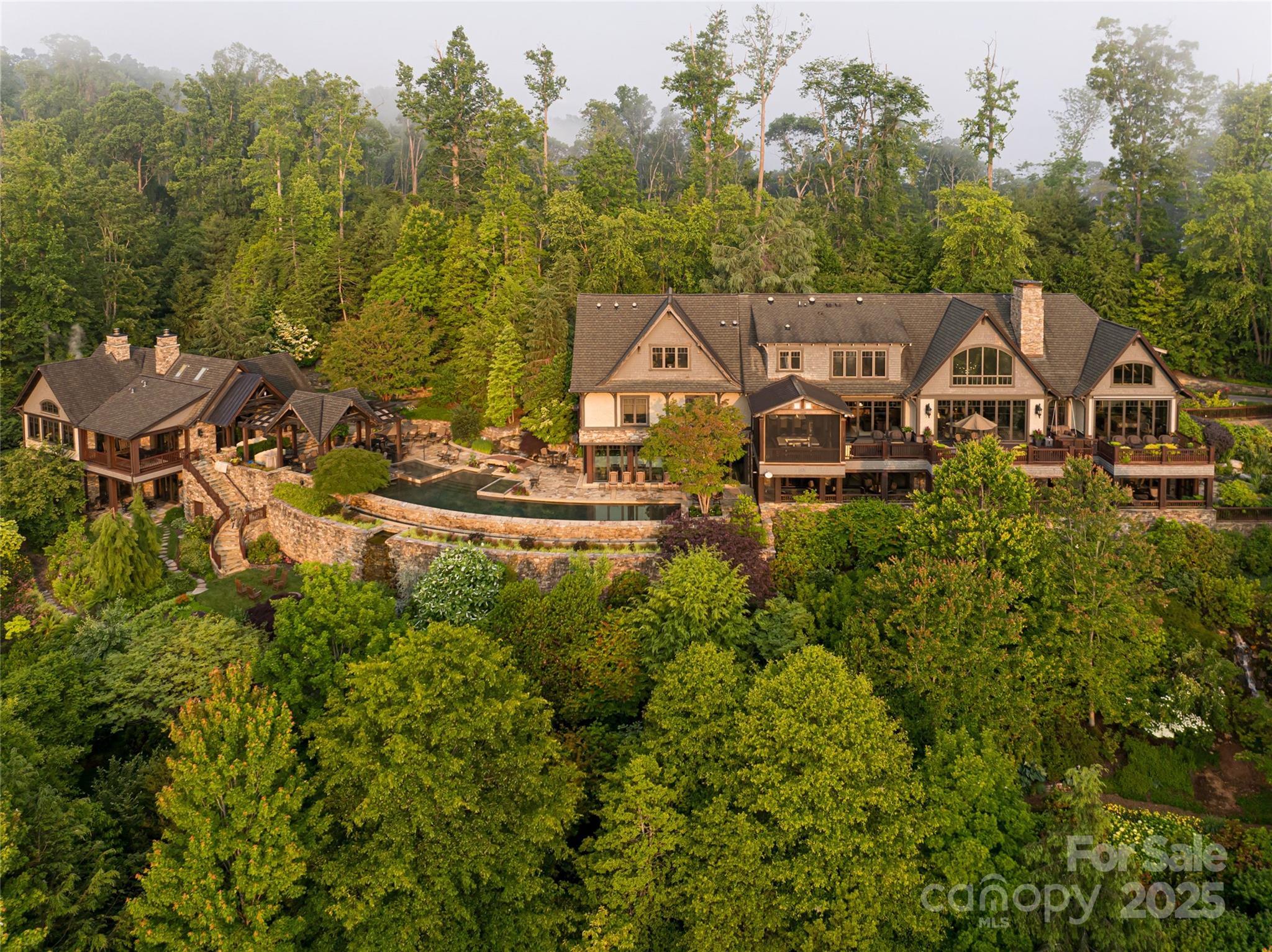 66 N Deerhaven Lane Asheville NC 28803