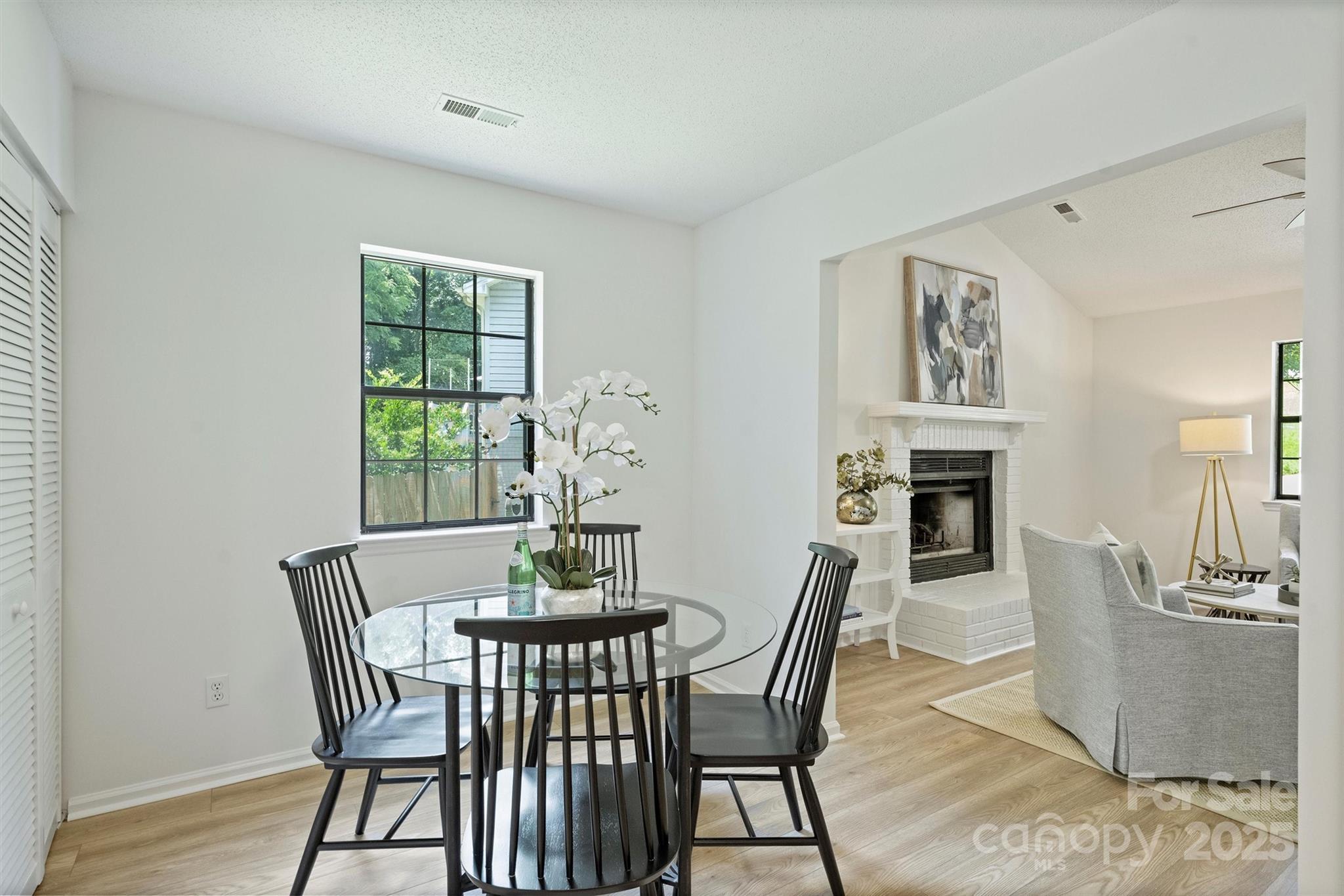 6115 Coltswood Court Charlotte NC 28211