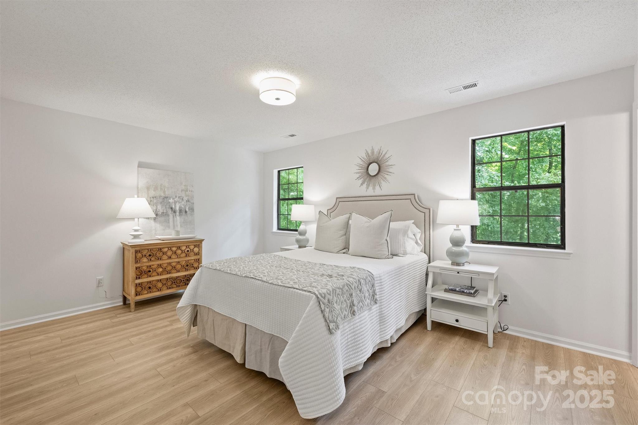 6115 Coltswood Court Charlotte NC 28211