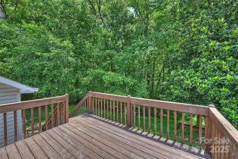 6115 Coltswood Court Charlotte NC 28211