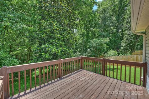 6115 Coltswood Court Charlotte NC 28211