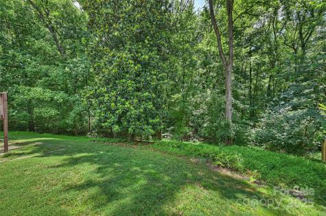 6115 Coltswood Court Charlotte NC 28211