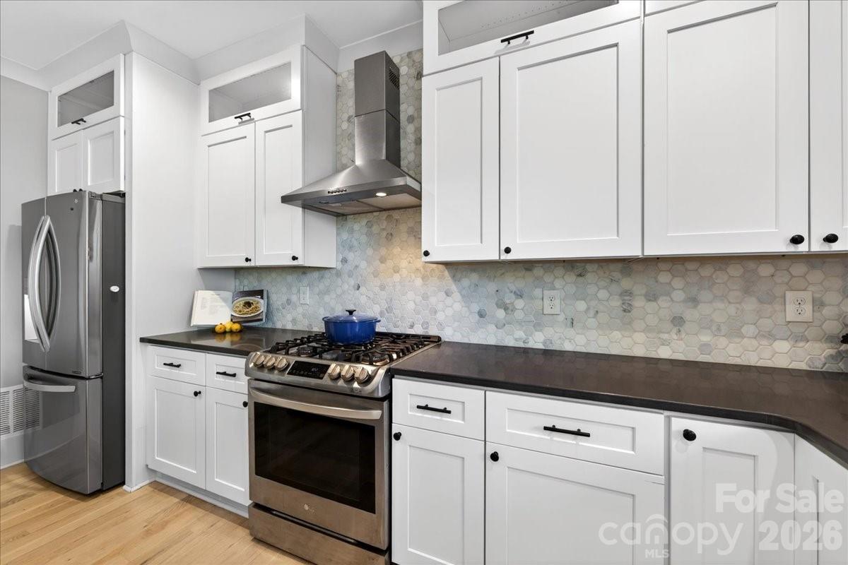 1413 Lomax Avenue Charlotte NC 28211