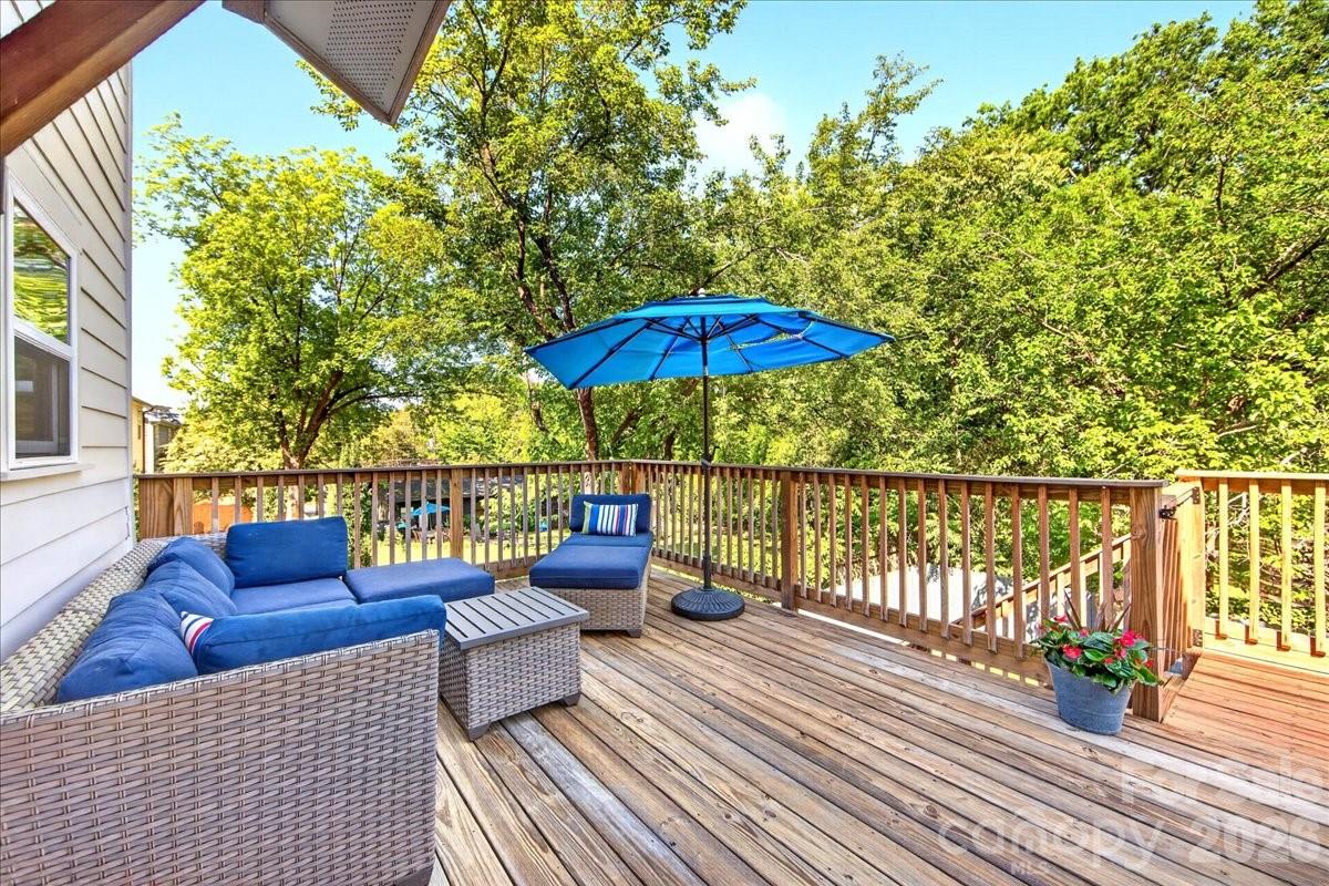 1413 Lomax Avenue Charlotte NC 28211