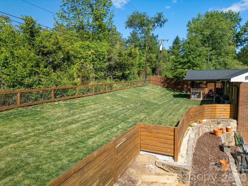84 Far Hills Terrace Brevard NC 28712