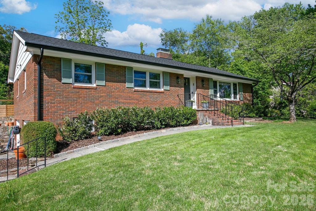 84 Far Hills Terrace Brevard NC 28712