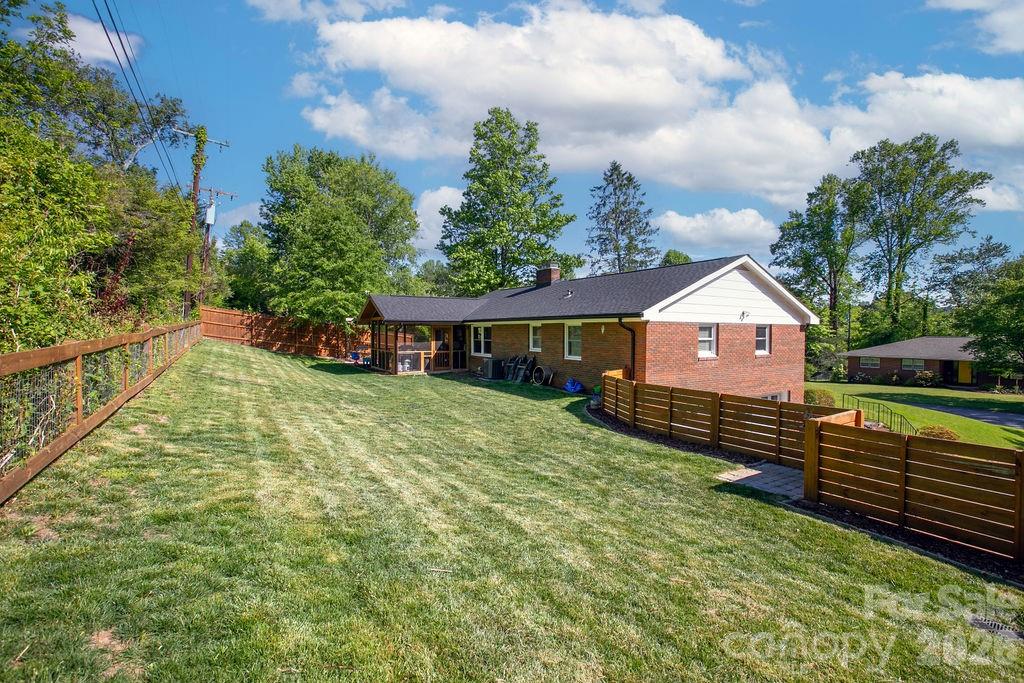 84 Far Hills Terrace Brevard NC 28712