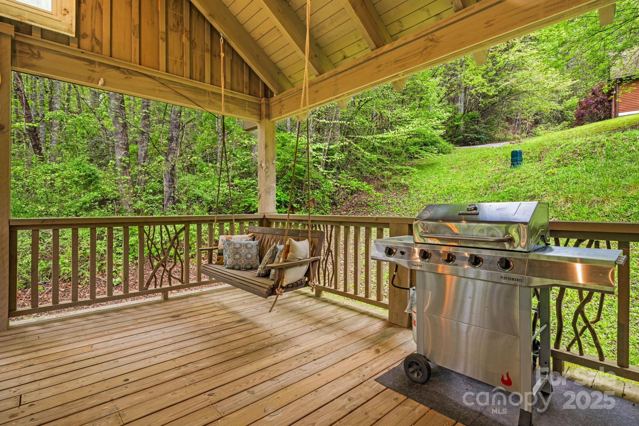79 Slumber Lane Sylva NC 28779