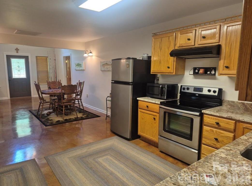 369 Pinecrest Circle Troy NC 27371