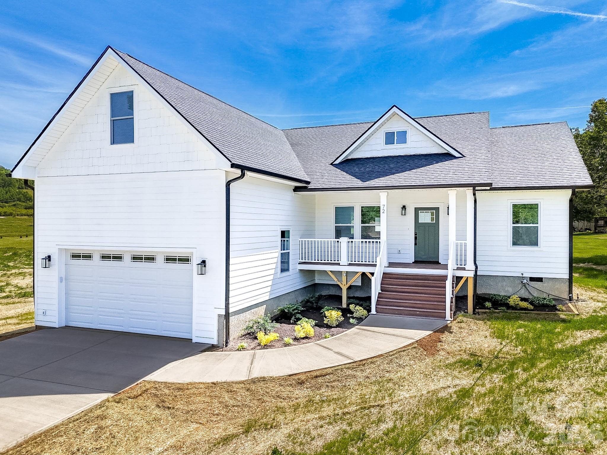 72 Canary Lane Hendersonville NC 28792