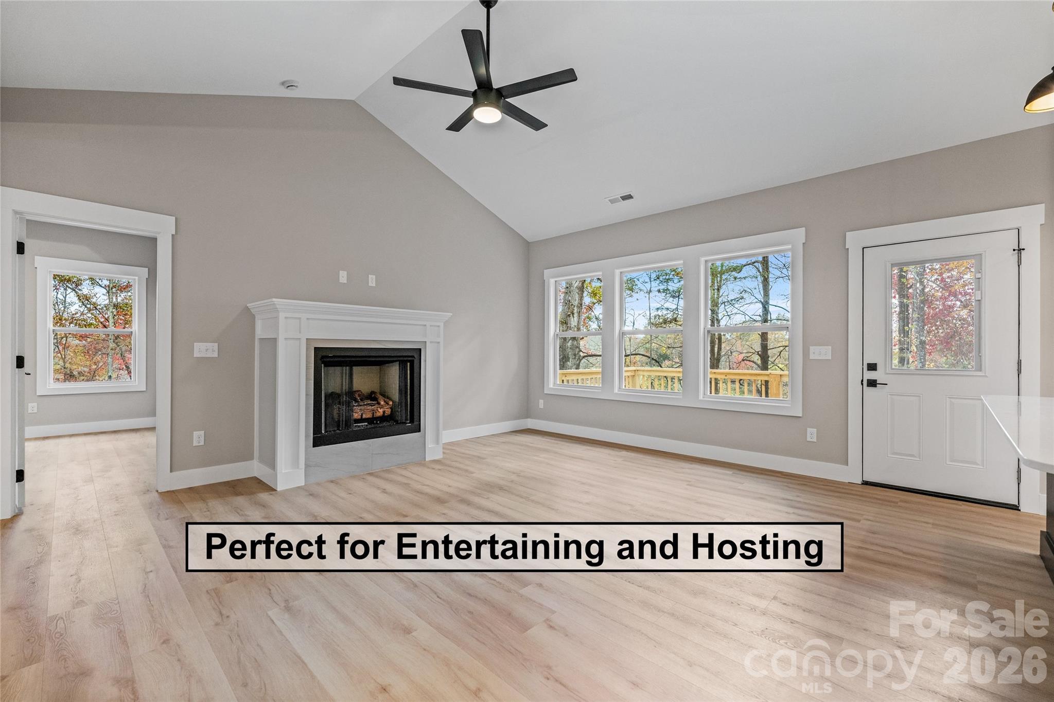 72 Canary Lane Hendersonville NC 28792